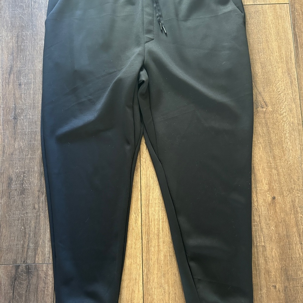 NWT All In Motion Men's Sleek Spacer Jogger Pants - Black XL